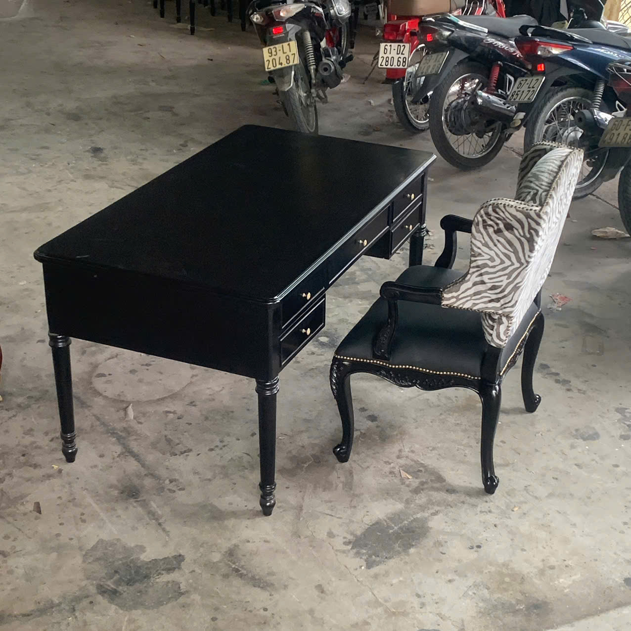 BỘ BÀN LÀM VIỆC PHONG CÁCH TÂN CỔ ĐIỂN